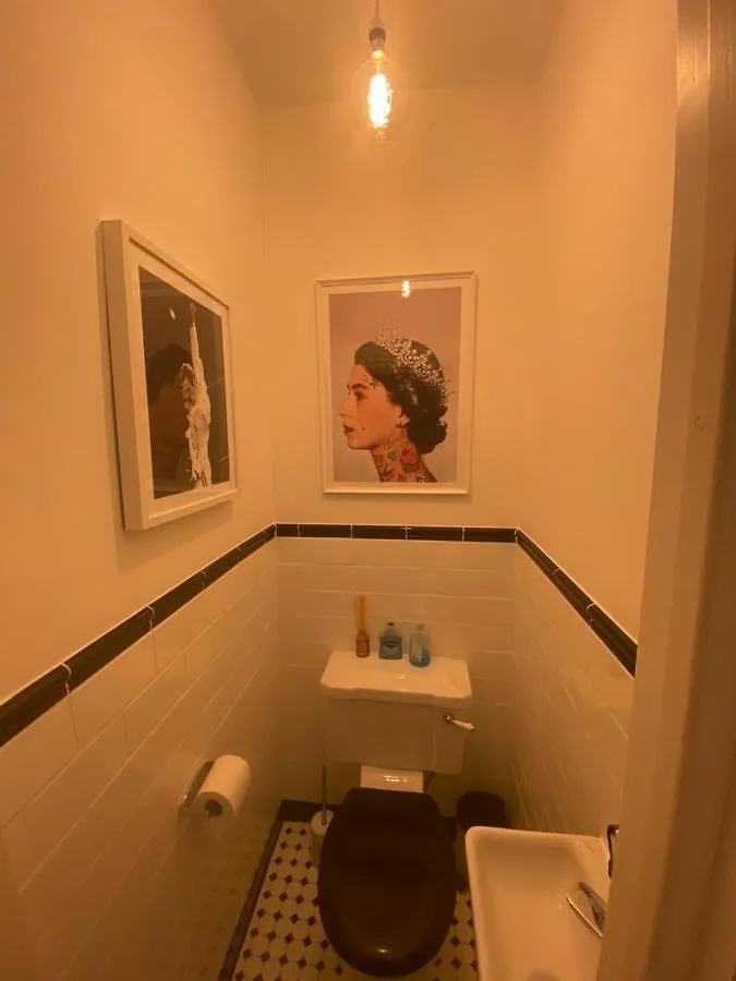 Homestay Exquisite Property London United Kingdom