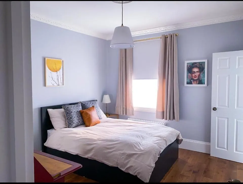 בית אירוח לונדון Exquisite Property